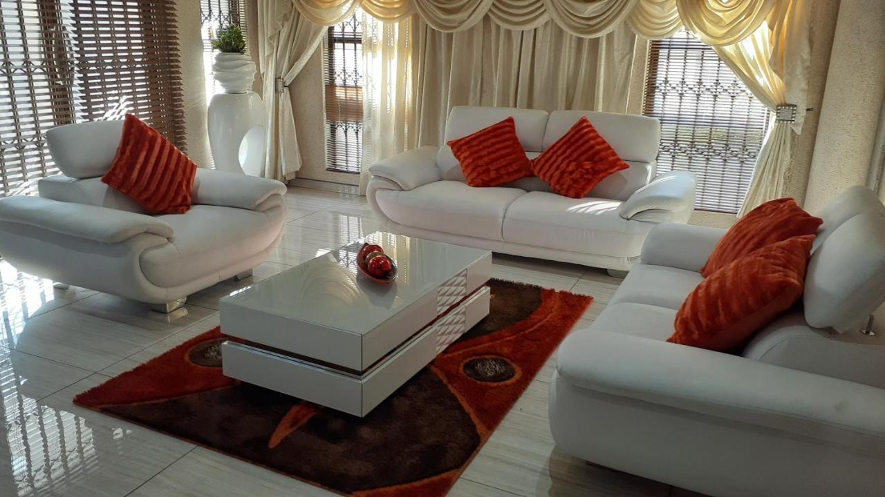 Angelocean Guest House Witbank Zewnętrze zdjęcie