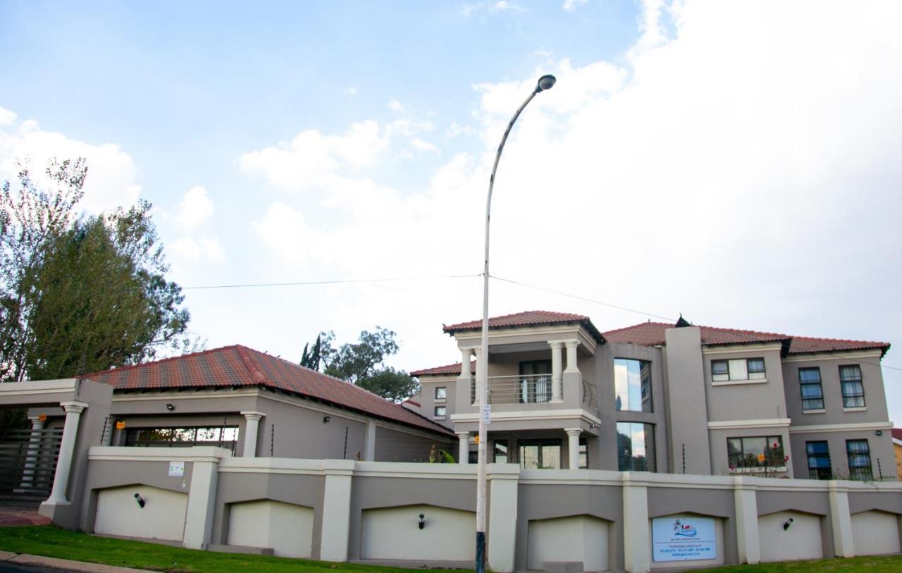 Angelocean Guest House Witbank Zewnętrze zdjęcie